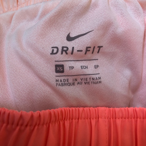 Nike athletic shorts - Picture 3 of 3